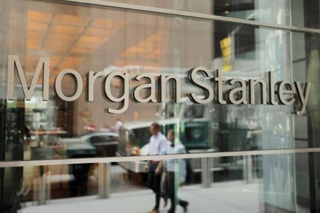 Imagen de archivo de un letrero en el edificio de Morgan Stanley building en Nueva York