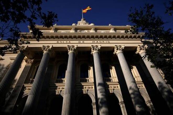 La bolsa española corrige atenta a la inflación de EEUU