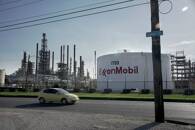 Imagen de archivo de la refinería de ExxonMobil en Baton Rouge, Luisiana, EEUU.