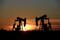 IMAGEN DE ARCHIVO. Balancines de extracción de crudo se ven en un campo petrolero en Midland, Texas, EEUU