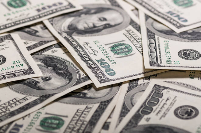 U Dollar (2)