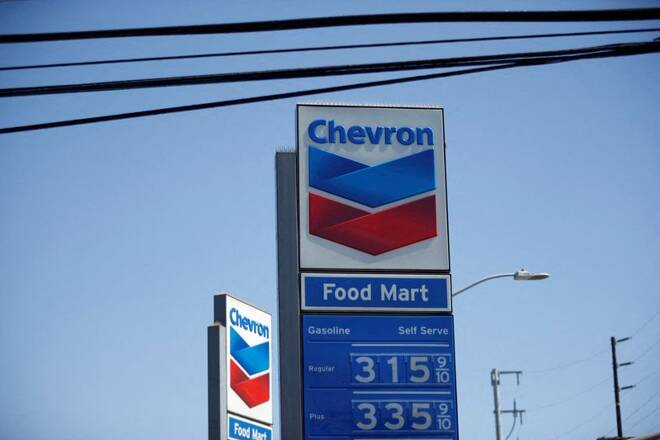 Foto de archivo del logo de Chevron logo en Los Angeles, California