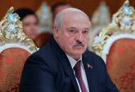 FOTO DE ARCHIVO. El presidente bielorruso, Alexander Lukashenko, asiste a una reunión con el presidente tayiko, Emomali Rakhmon, en Dusanbé, Tayikistán