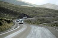 FOTO DE ARCHIVO-Camiones de la mina Las Bambas circulan por el corredor minero entre Sayhua y Ccapacmarca, cerca de Ccapacmarca, Perú