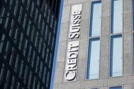 FOTO DE ARCHIVO: El logotipo de Credit Suisse en un edificio cerca del Hallenstadion donde Credit Suisse Asamblea General Anual se llevó a cabo