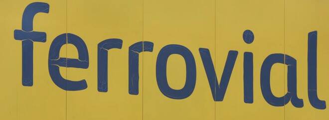 FOTO DE ARCHIVO: El logo de Ferrovial en Madrid