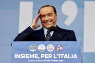 FOTO DE ARCHIVO: Silvio Berlusconi en Roma