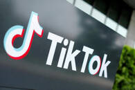 Imagen de archivo del logo de TikTok en Culver City, California, EEUU.