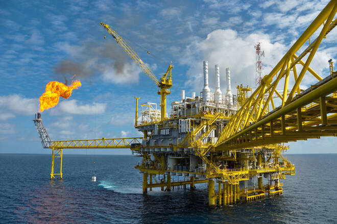 gas naturale petrolio greggio