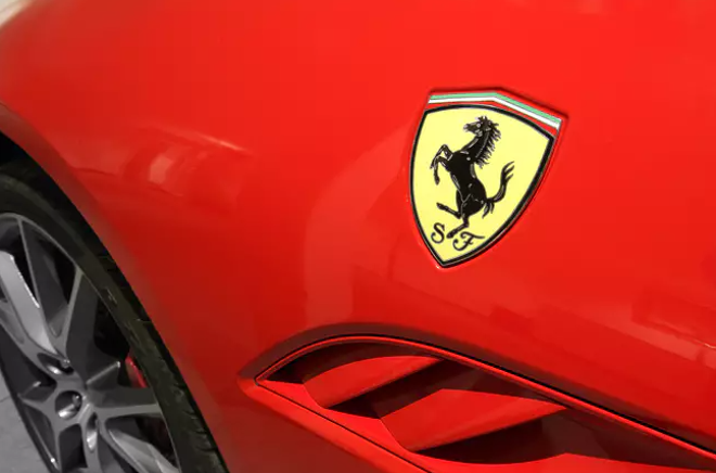 Ferrari (RACE)