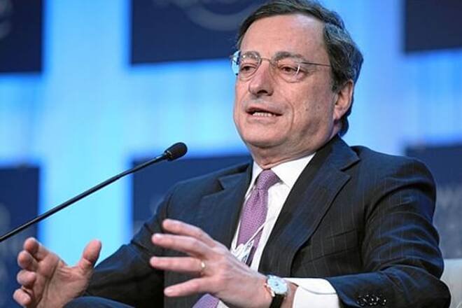 Draghi Ribadisce la Politica Monetaria pur Sottolineando l’Importanza di una Unione Europea Unita