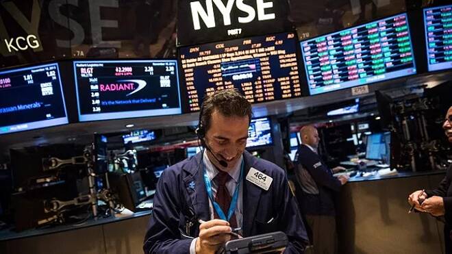 Diciassettesima chiusura storica per il Dow Jones dalla vittoria di Trump. Aumentano i rendimenti dei titoli di Stato degli Usa