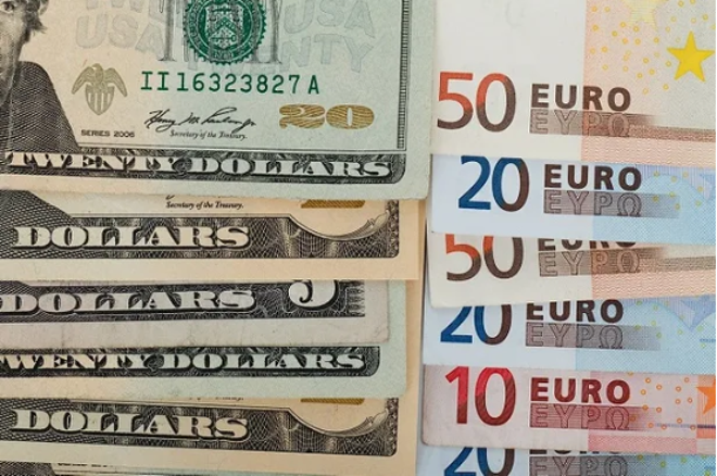 Previsioni sui prezzi EUR/USD – martedì l’euro si muove in ribasso in un clima di avversione al rischio.