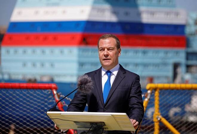 Dmitry Medvedev, vicepresidente del Consiglio di sicurezza russo a San Pietroburgo