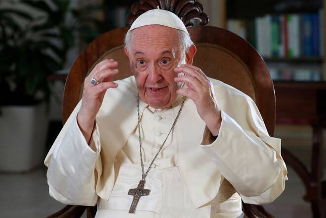 Papa Francesco I durante un'intervista con Reuters a Città del Vaticano