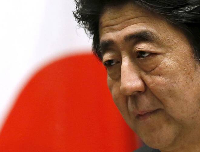 L'ex primo ministro giapponese Shinzo Abe a Tokyo