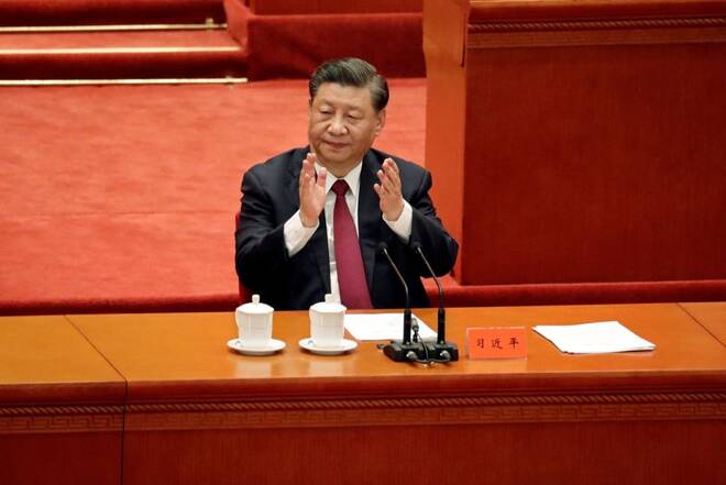 Il presidente cinese Xi Jinping durante una riunione a Pechino