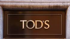 Il logo Tod's in un negozio nel centro di Roma