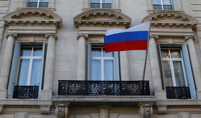 La bandiera russa presso il consolato generale a New York City