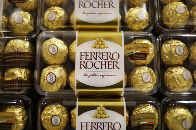 Confezioni Ferrero Rocher in un supermercato a Subang Jaya, in Malesia