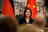 La ministra degli Esteri tedesca Annalena Baerbock alla Diaoyutai State Guesthouse a Pechino