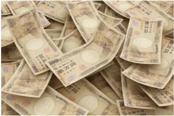 Venerdì il dollaro statunitense rimbalza nuovamente contro lo yen giapponese