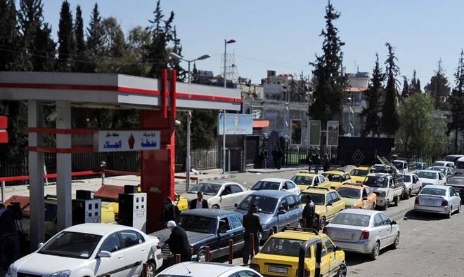 سوريا تشدد إجراءات ترشيد الوقود بعد تأثر شبكة المحمول