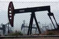 مسؤولون ومحللون: قرار أوبك+ خفض الإنتاج قد يزيد الطلب على النفط الأمريكي