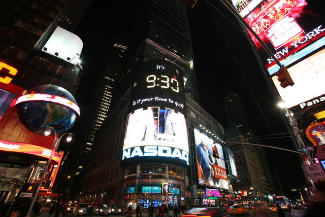 NEW YORK CITY - JAN 2: Times Square, New York street night life