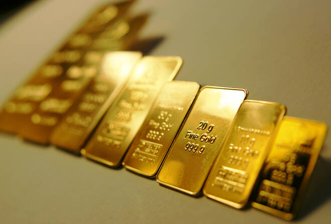 Goldbarren nebeneinander
