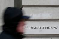 ARCHIV: Der Hauptsitz der britischen Steuerbehörde HMRC (Her Majesty's Revenue and Customs) in der Londoner Innenstadt, Großbritannien, 13. Februar 2015. REUTERS/Stefan Wermuth