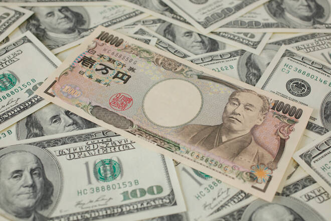Japanischer Yet und US Dollar noten