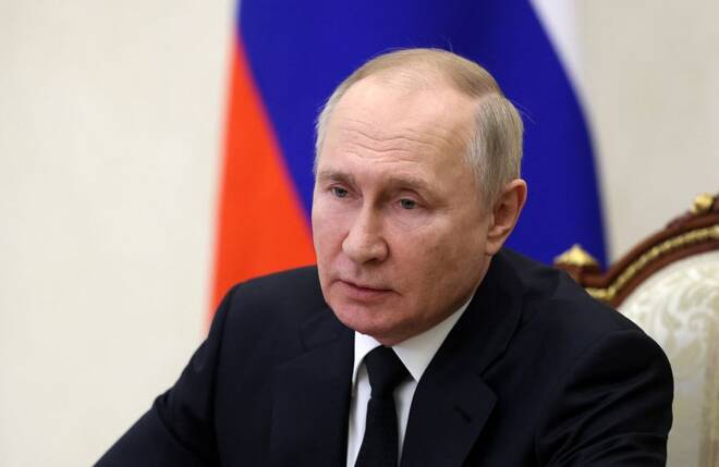 ARCHIV: Der russische Präsident Wladimir Putin während einer Sitzung mit Mitgliedern des Sicherheitsrates in Moskau, Russland
