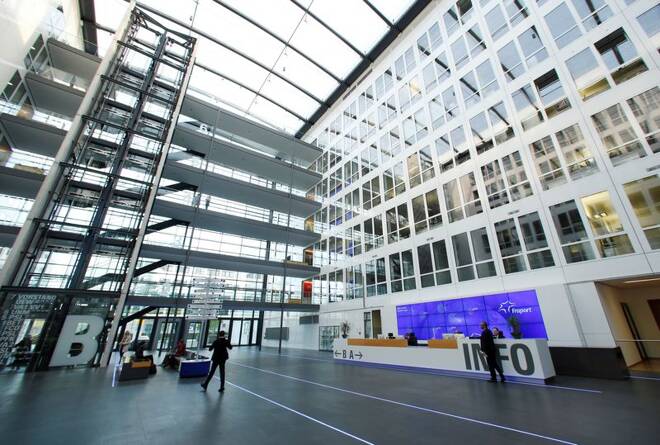 ARCHIV: Eine Innenansicht des Hauptsitzes der Fraport AG am 29. April 2019 in Frankfurt, Deutschland