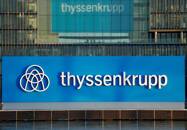 ARCHIV: Das Logo der Thyssenkrupp AG ist am Hauptsitz des Unternehmens in Essen abgebildet