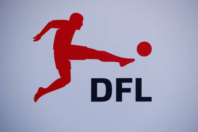 ARCHIV: Das Logo der Deutschen Fußball Liga (DFL) im Video Assist Center in Köln, Deutschland