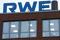 ARCHIV: Das Logo des deutschen Energieversorgers RWE ist in der RWE-Zentrale in Essen, Deutschland