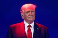 ARCHIV: Der ehemalige US-Präsident Donald Trump spricht auf der Conservative Political Action Conference in Orlando, Florida, USA