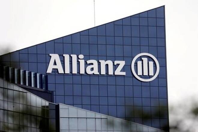 Das Logo des Versicherers Allianz SE auf dem Firmengebäude