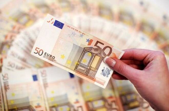 Fünfzig-Euro-Scheine in einer Bank in Sarajewo, Bosnien und Herzegowina,