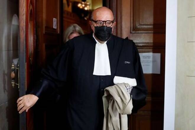 Herve Temime, Anwalt der Schweizer Bank UBS, verlässt den Gerichtssaal