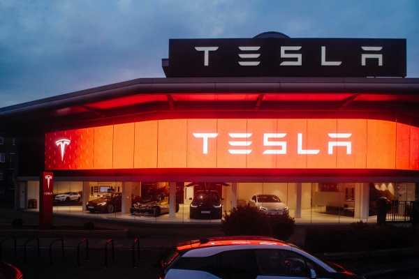 Why Tesla Shares Are Down By 10% Today?