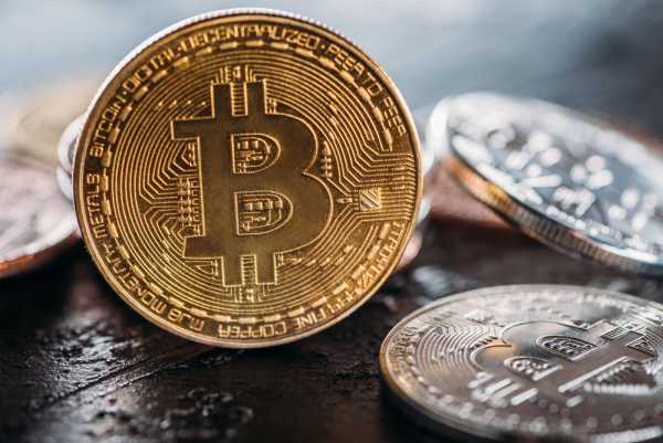 Bitcoin Attempts To Settle Back Above 20 EMA