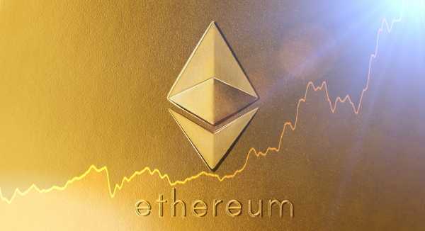 Crypto Market Today: Bitcoin Struggles, Ether Eyes Fresh High, SOL Outperforms